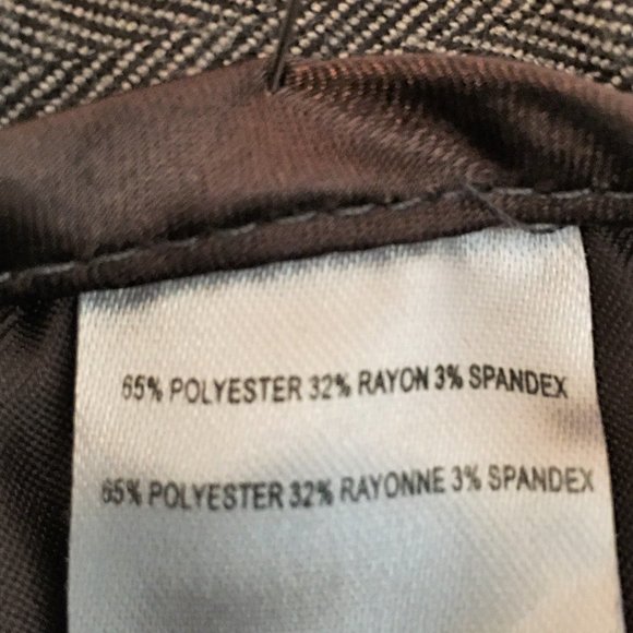 FOX GIRLS Cuffed Pinstriped Single Pleat Shorts - Picture 10 of 11